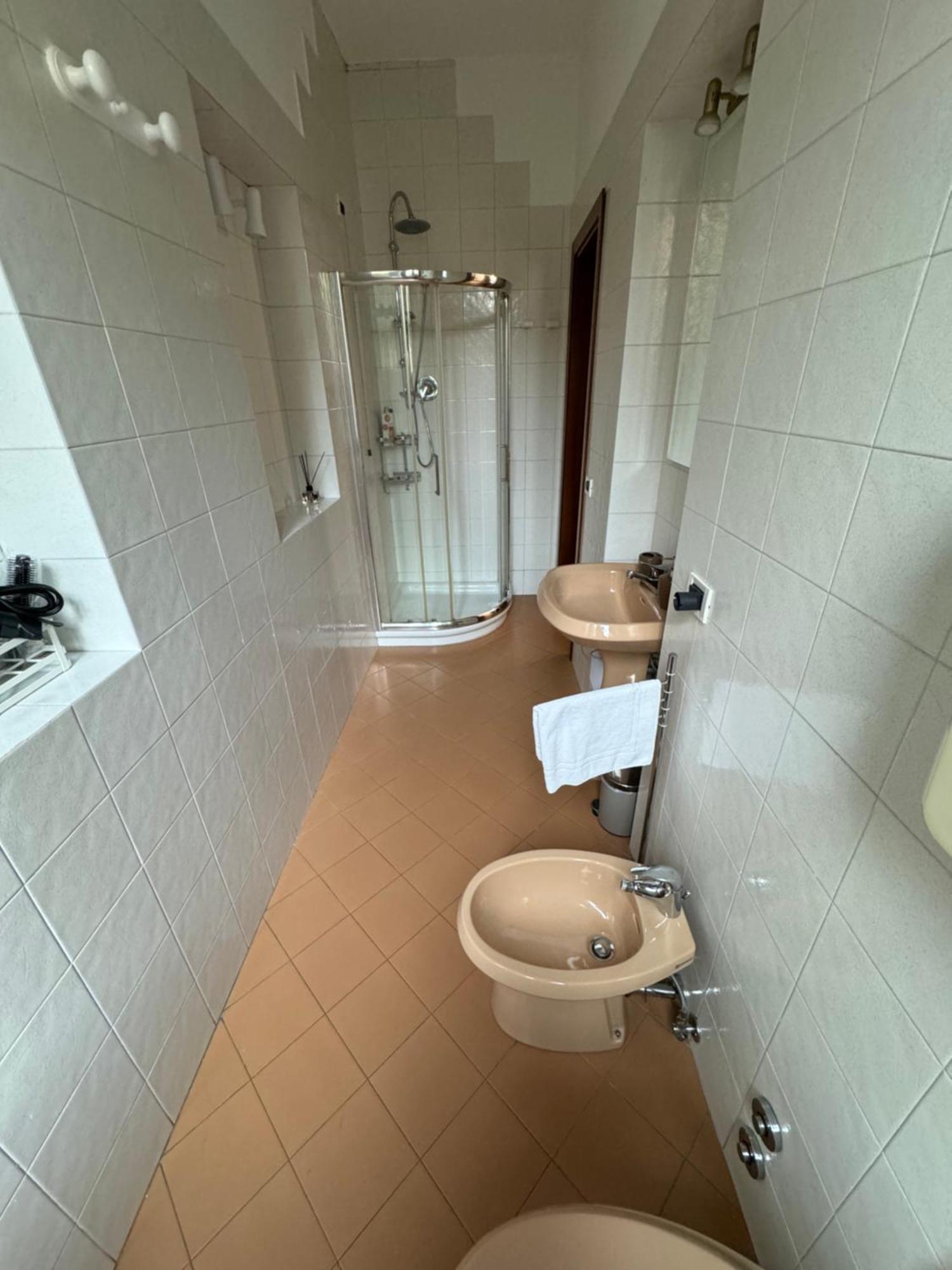 Appartamento Villa Trento Венеция-Лидо Экстерьер фото